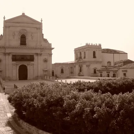 Dammuso Holiday home Noto